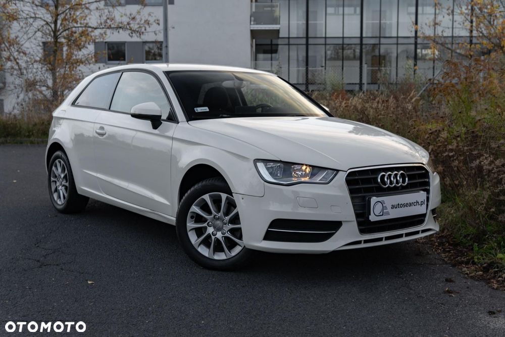 Audi A3 3-drzwiowe 1.2 TFSI Ambiente - 4