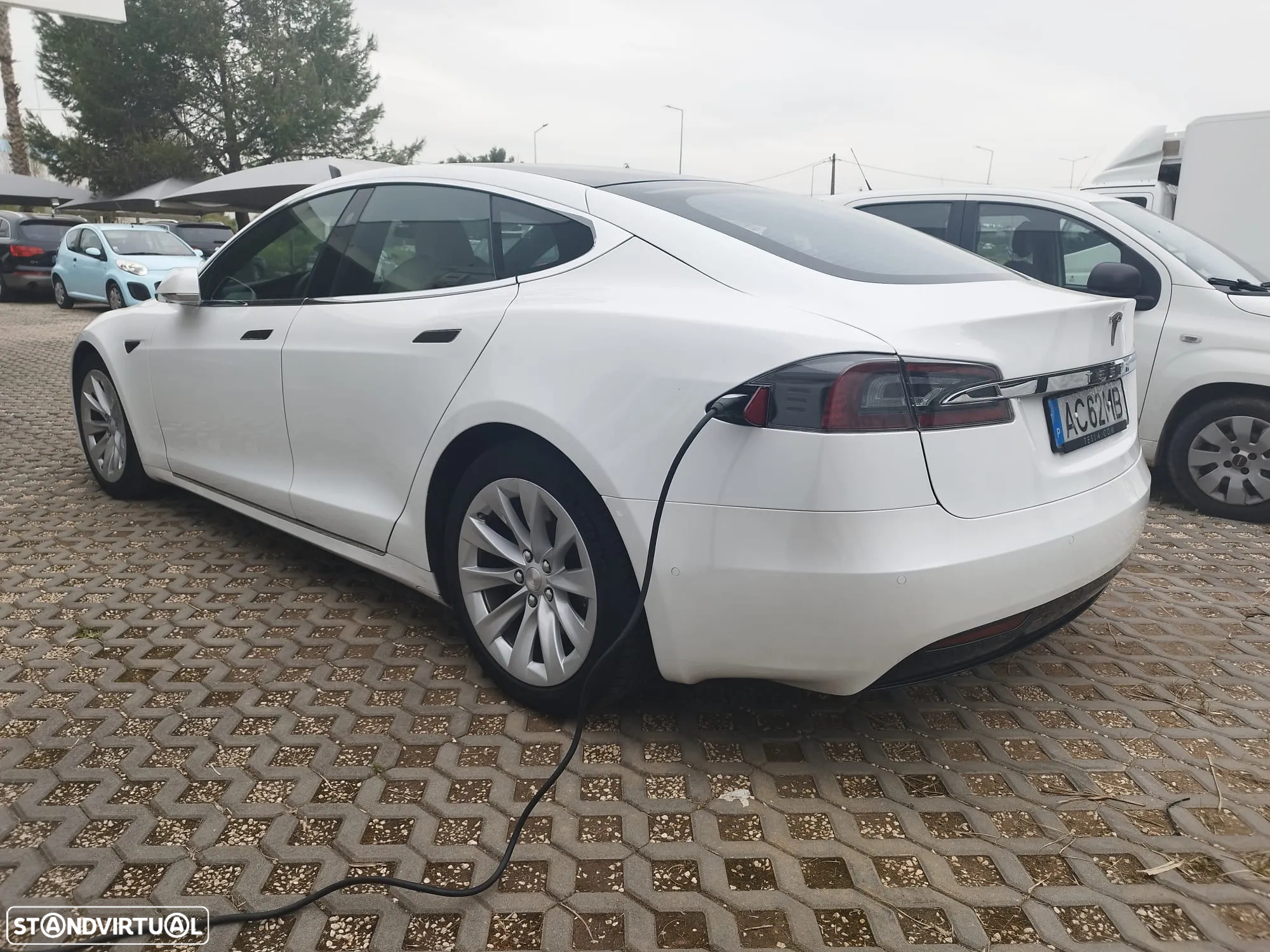 Tesla Model S 100 kWh Long Range Plus AWD - 6