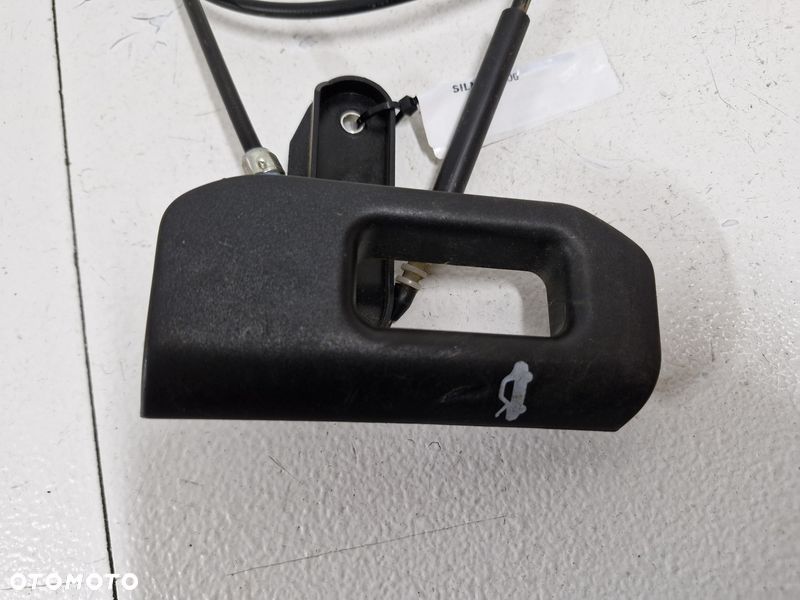 FIAT PANDA III 3 CIĘGNO KLAMKA UCHWYT OTWIERANIA MASKI RĄCZKA - 2