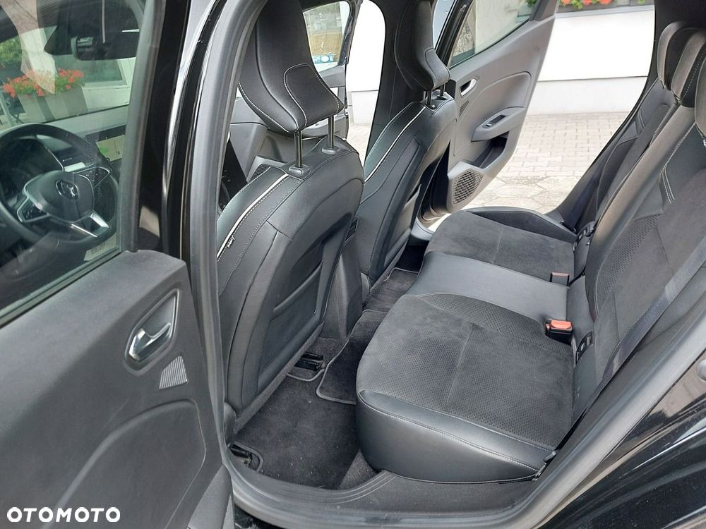 Renault Clio - 11