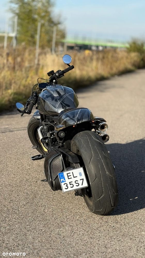 Harley-Davidson Sportster - 13