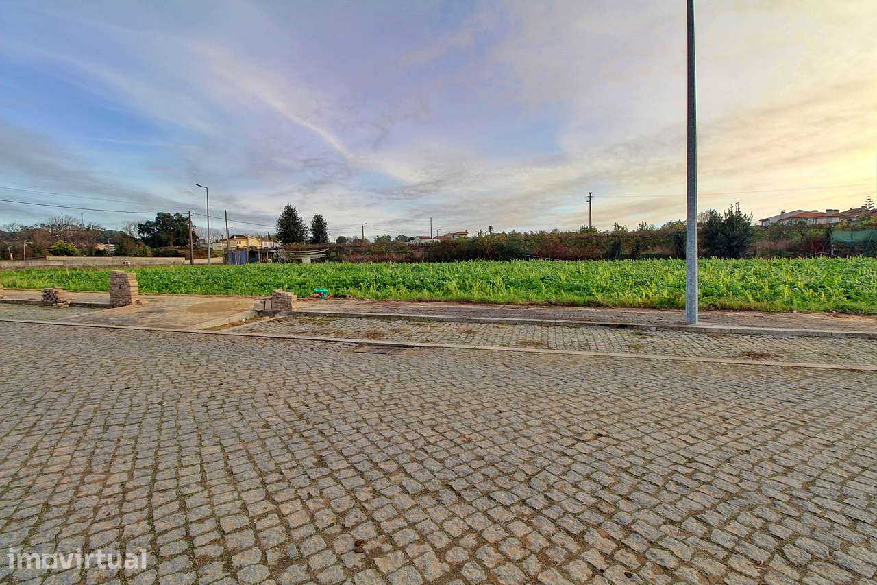 Lote de Terreno  Venda em Guilhabreu,Vila do Conde - Grande imagem: 2/7