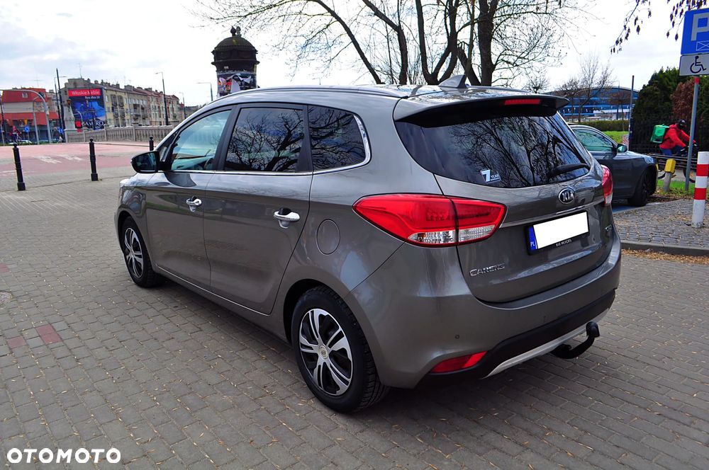 Kia Carens 1.6 GDI Dream Team Edition - 4