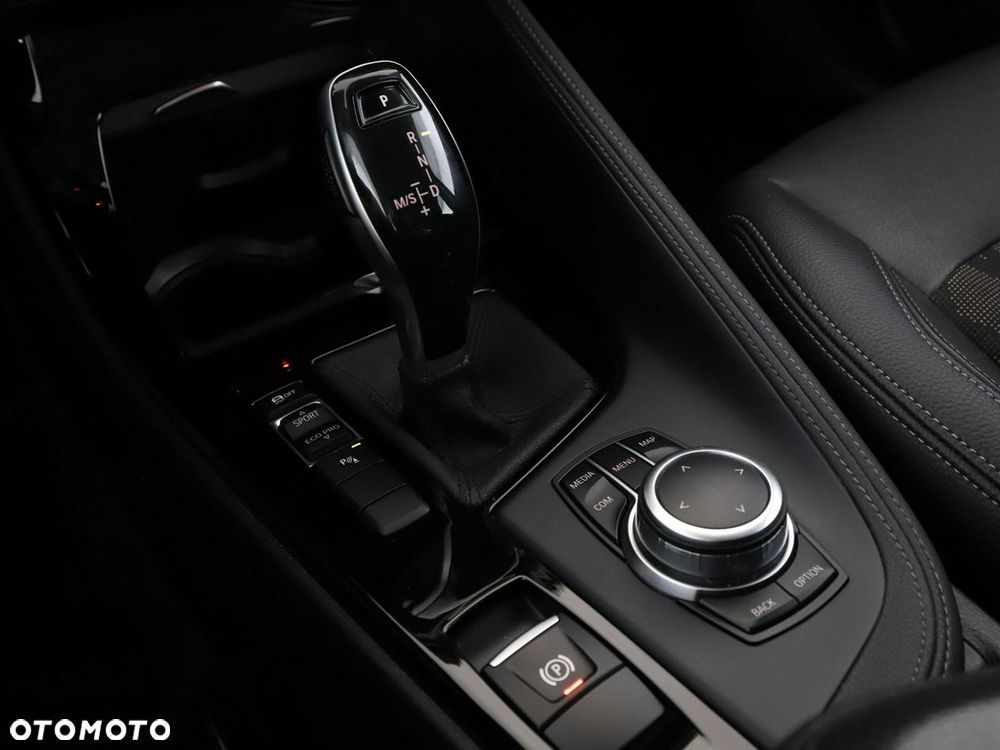BMW X1 xDrive20d mHEV xLine - 28