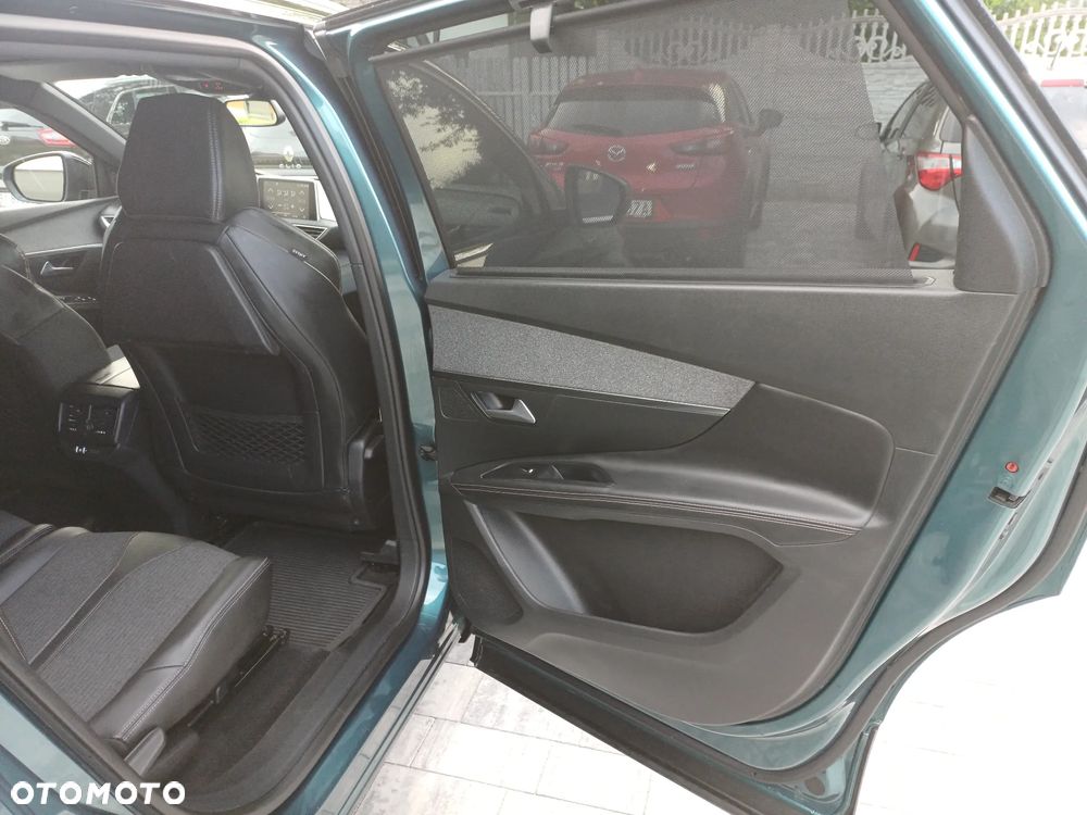 Peugeot 5008 - 22