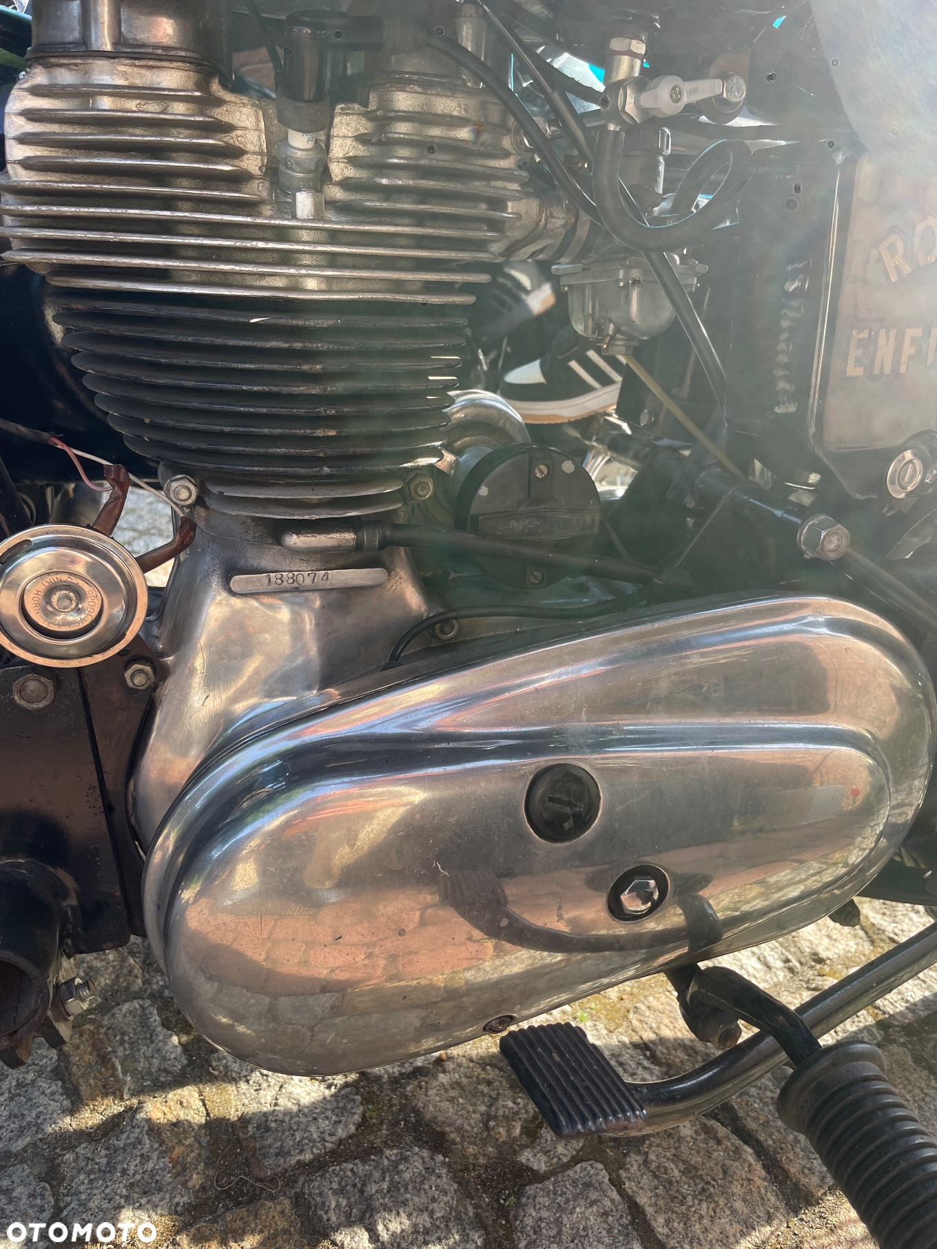 Royal Enfield Classic - 13
