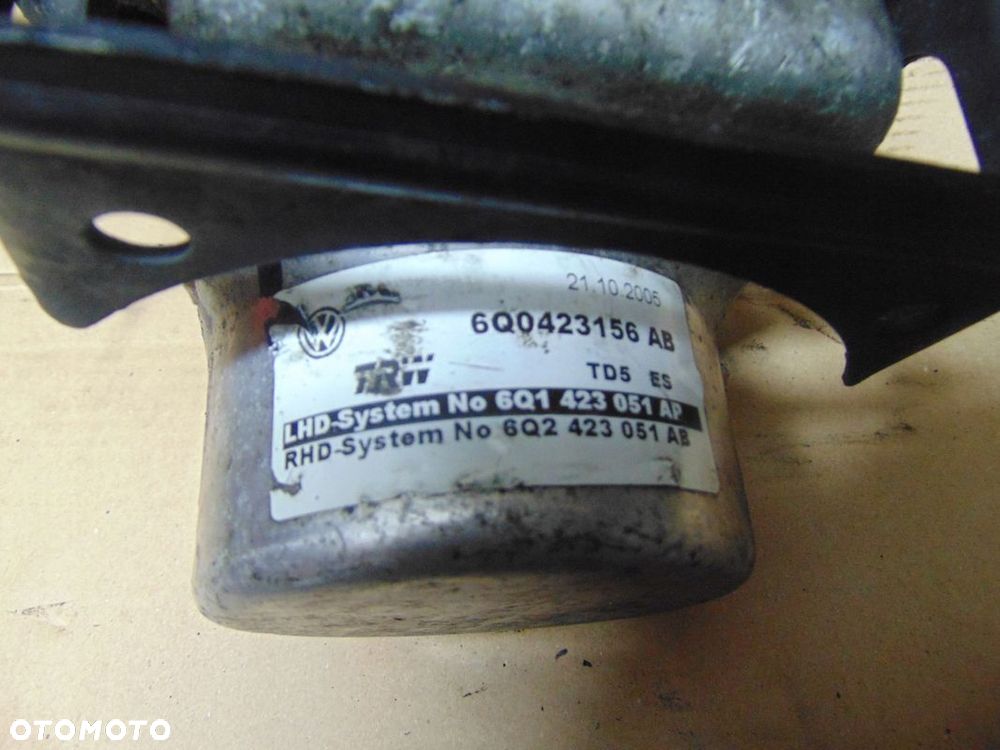 6Q0423156AB POMPA WSPOMAGANIA VOLKSWAGEN POLO 9N IBIZA FABIA - 2