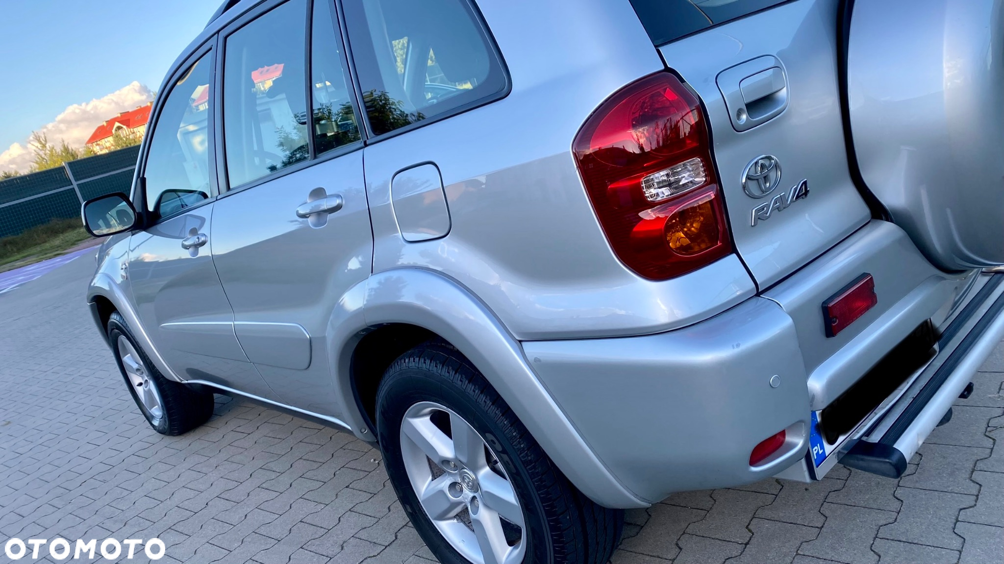 Toyota RAV4 - 11