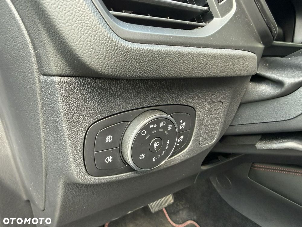 Ford Focus - 21