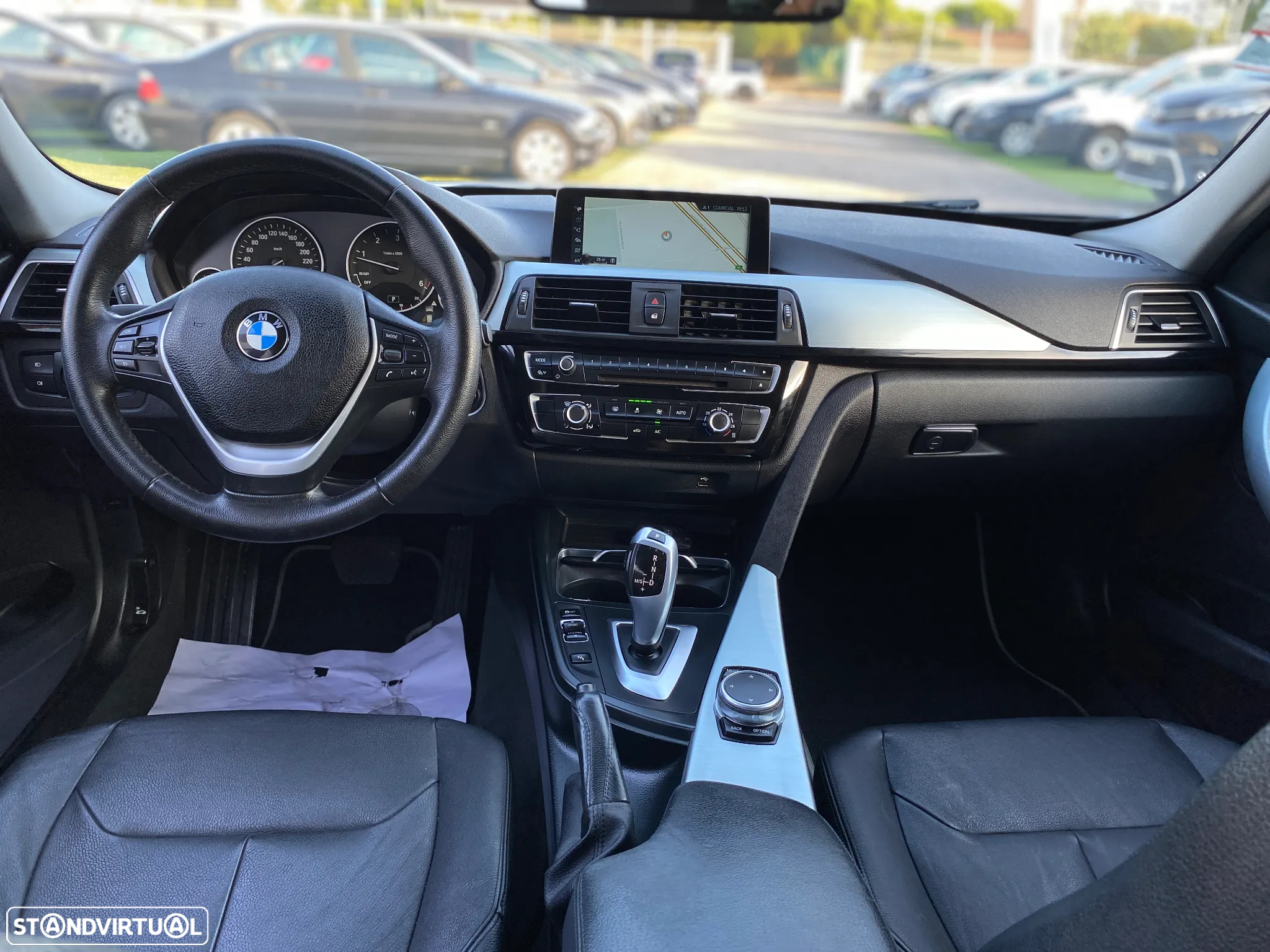 BMW 320 d Touring xDrive Pack M Auto - 27