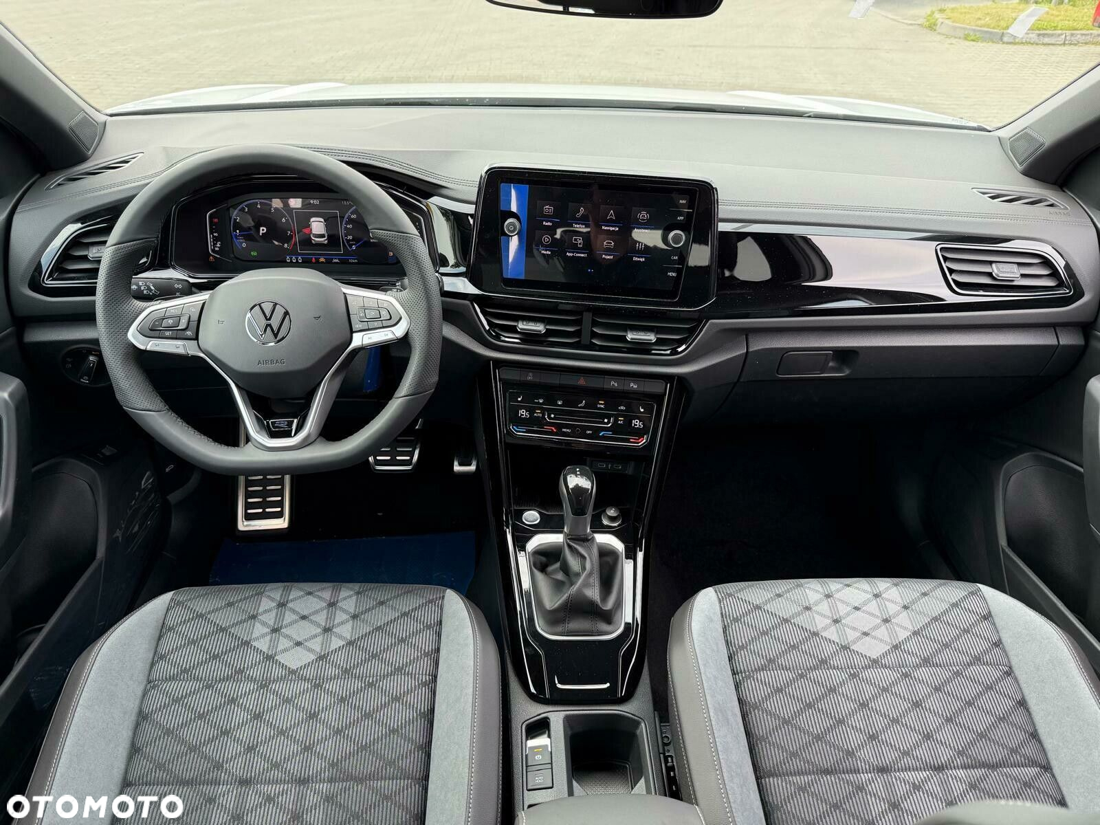 Volkswagen T-Roc 1.5 TSI R-Line Plus DSG - 14