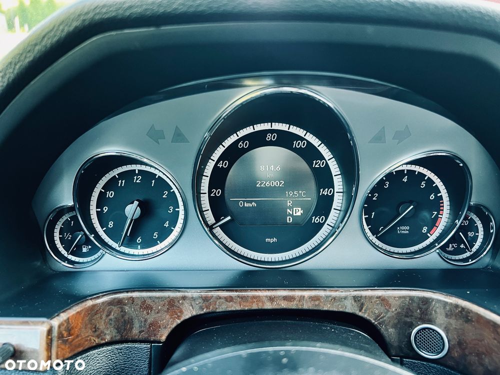 Mercedes-Benz Klasa E 350 4-Matic Avantgarde - 19