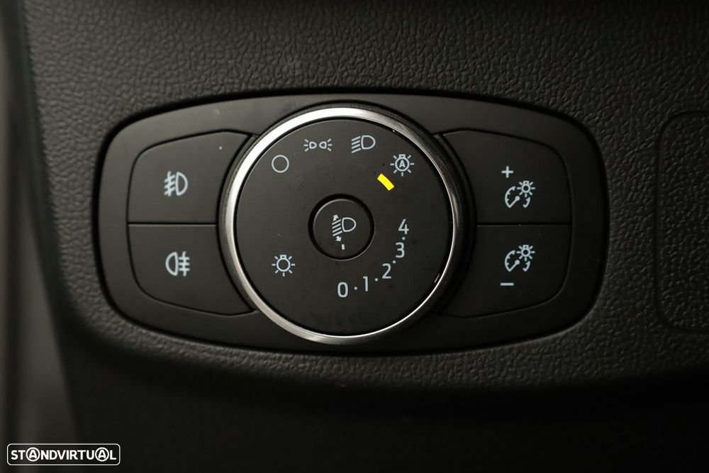 Ford Focus 1.0 EcoBoost MHEV ST-Line - 19