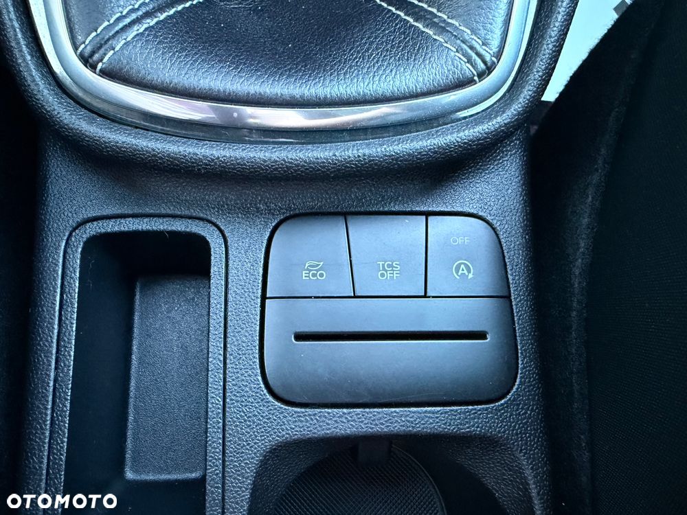 Ford Fiesta 1.0 EcoBoost S&S ST-LINE - 33