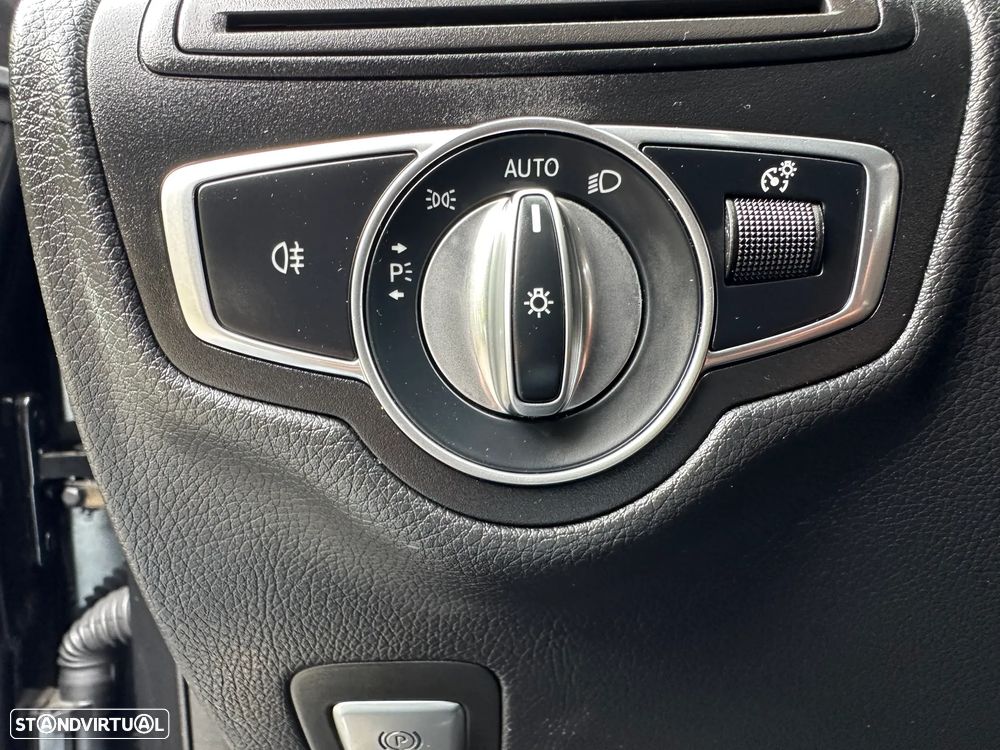 Mercedes-Benz GLC 220 d Coupe 4Matic 9G-TRONIC AMG Line - 39