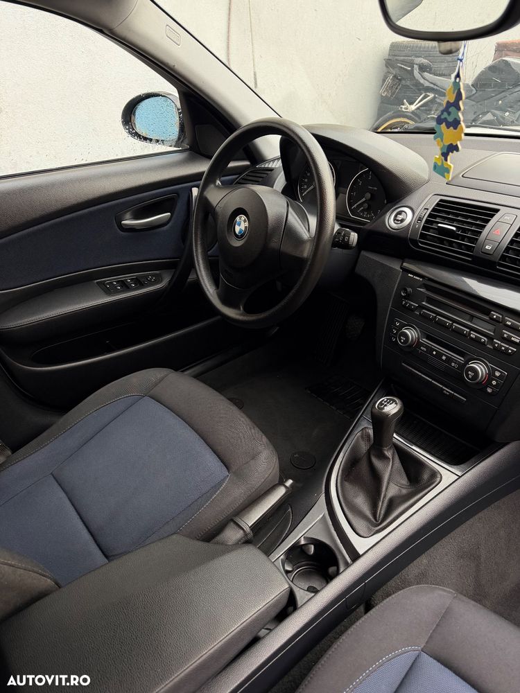 BMW Seria 1 116i - 12