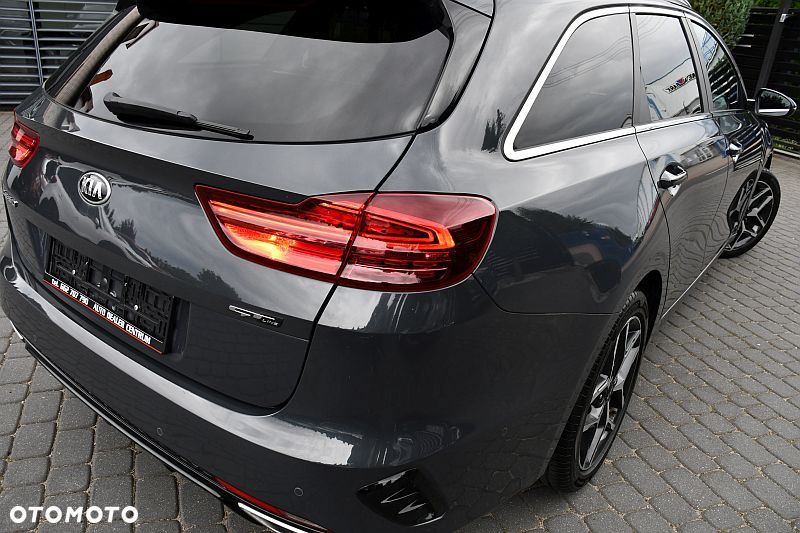Kia Ceed 1.5 T-GDI OPF GT Line - 34