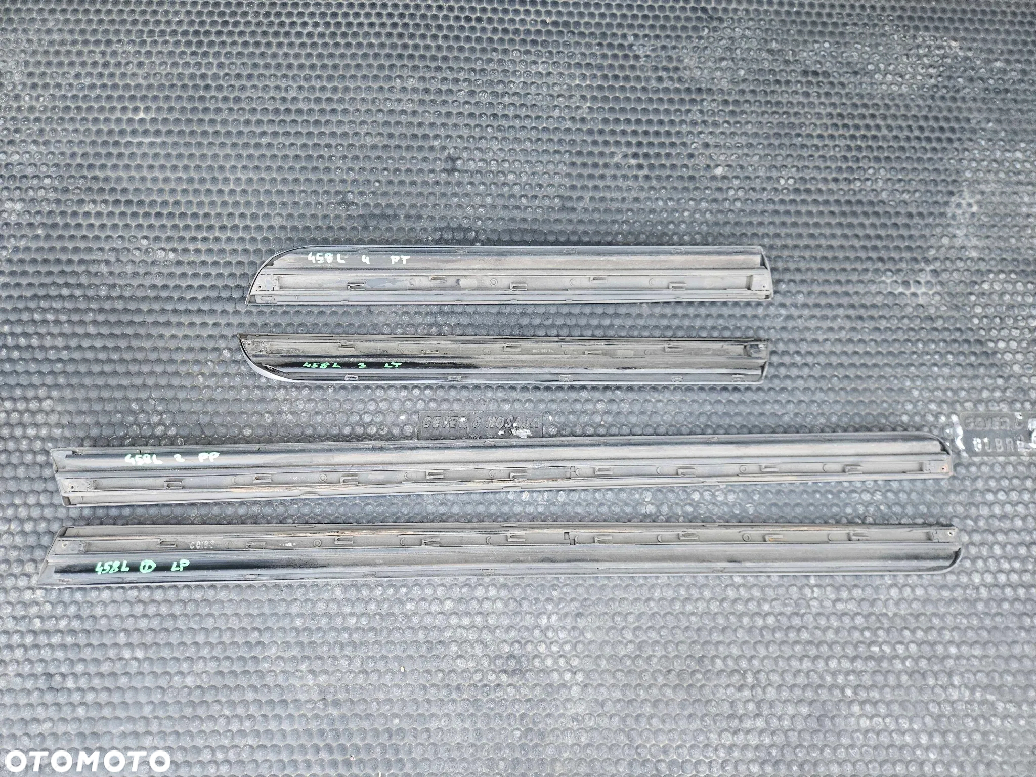 Listwa Listwy Drzwi S-Line Dolne Srebrne Komplet Audi A4 B6 B7 Oryginalne - 20