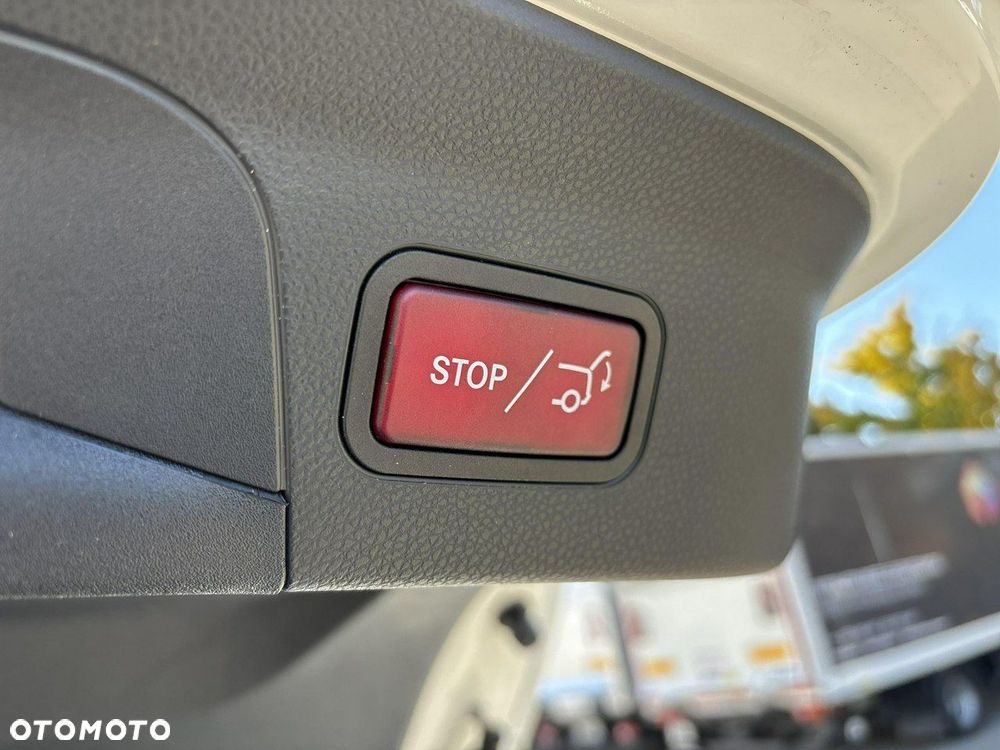 Mercedes-Benz GLC - 15