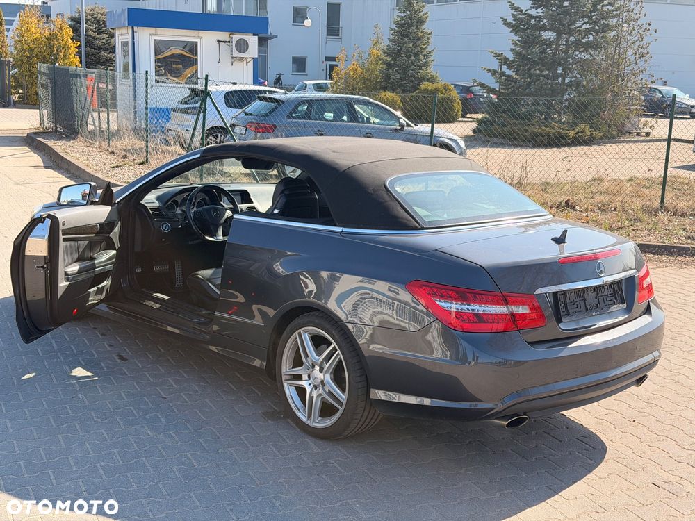 Mercedes-Benz Klasa E 350 CGI BlueEFFICIENCY 7G-TRONIC Elegance - 5