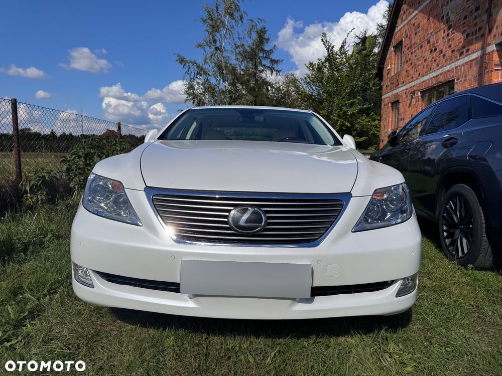 Lexus LS 460 Elite - 8