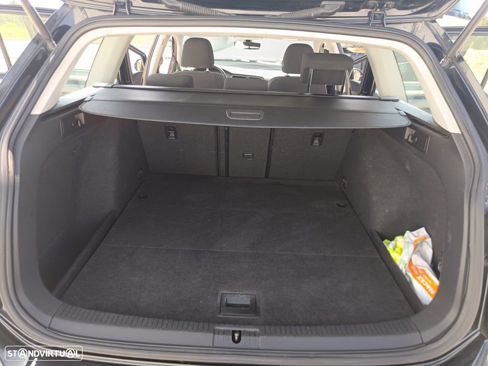 VW Golf Variant 1.6 TDi GPS Edition - 29