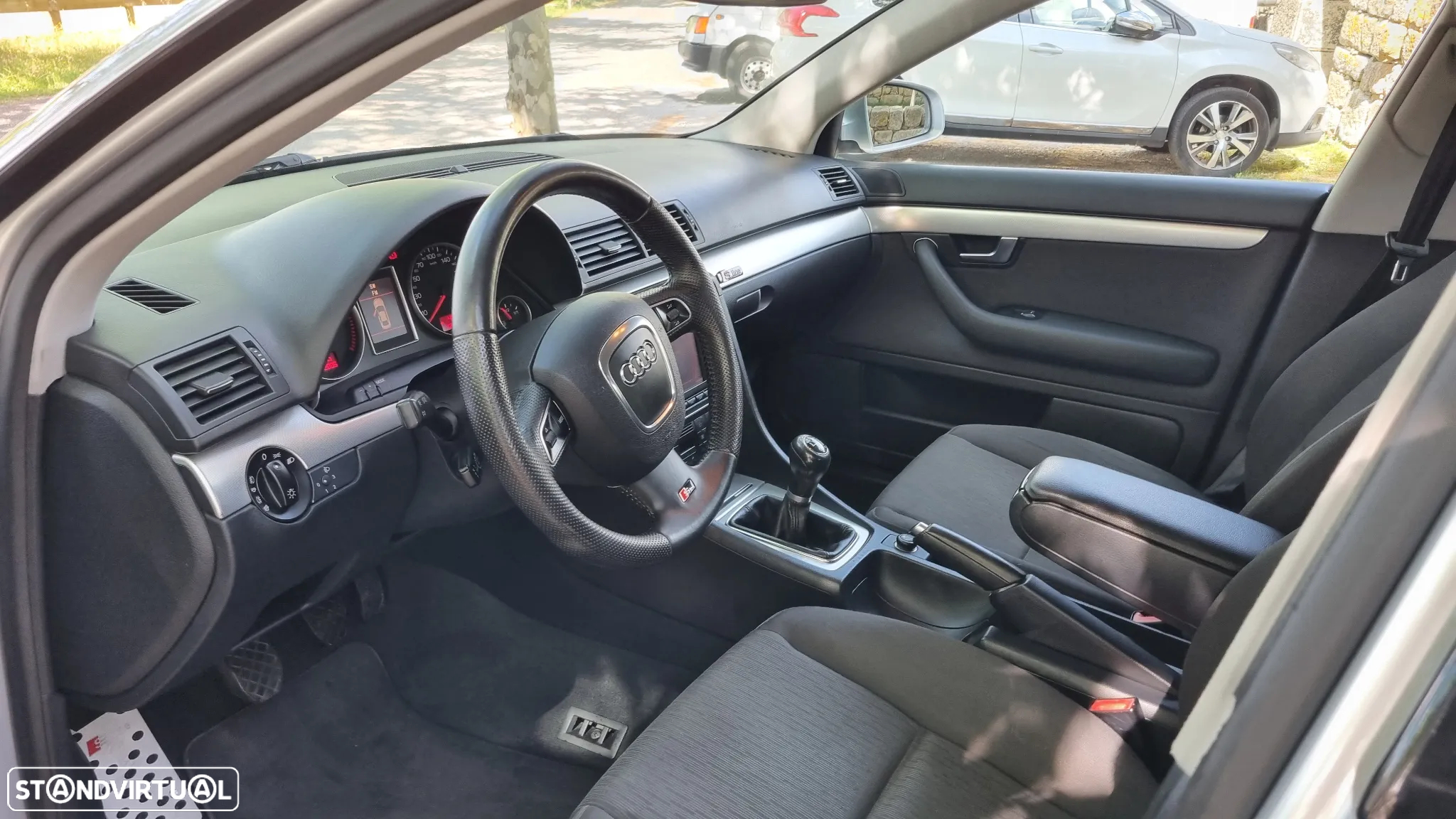 Audi A4 2.0 TDI S-line - 19