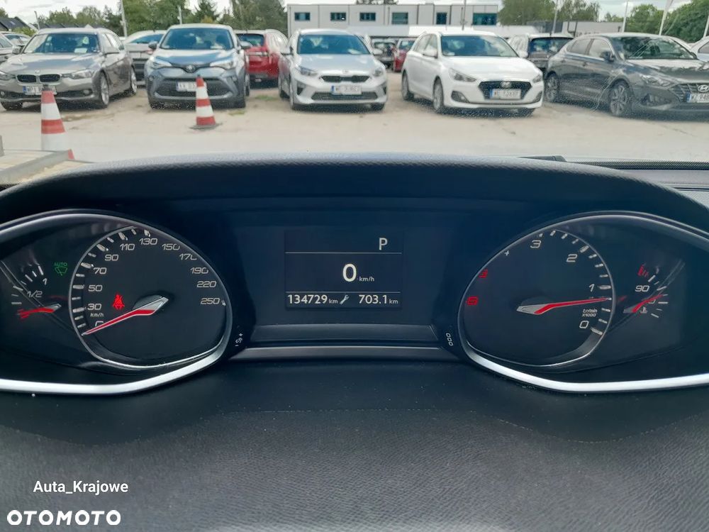 Peugeot 308 1.5 BlueHDi Active S&S EAT8 - 22