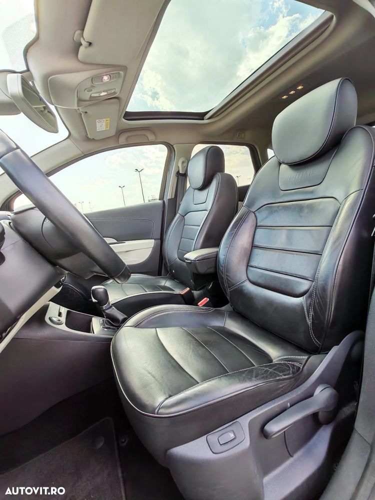 Renault Captur ENERGY dCi 90 EDC Initiale Paris - 8