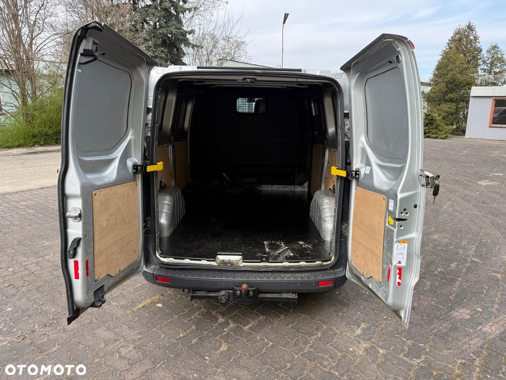 Ford Transit Custom - 13