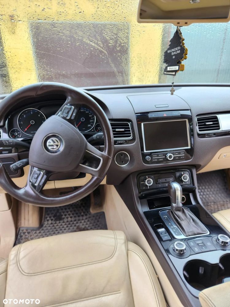 Volkswagen Touareg - 8