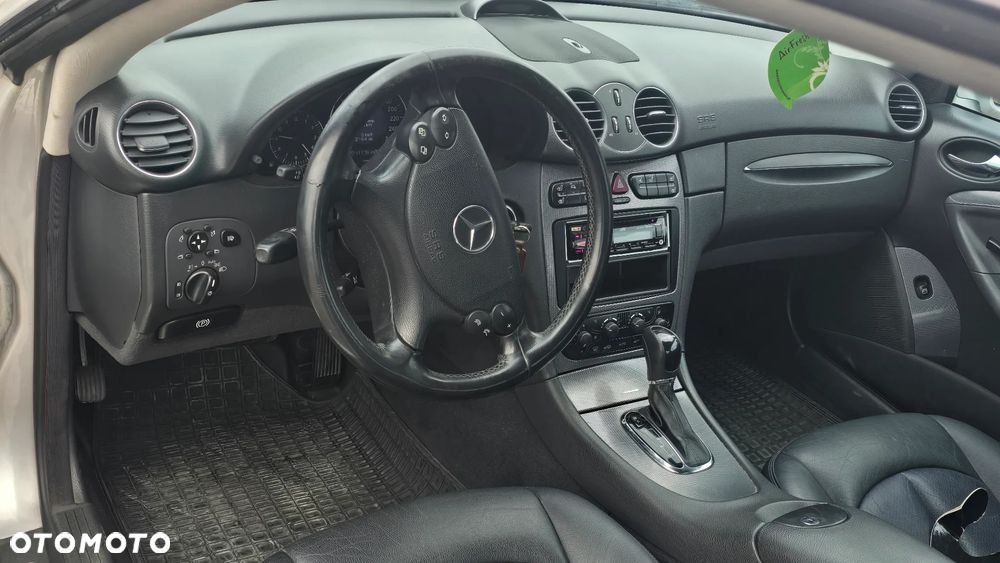 Mercedes-Benz CLK 320 Avantgarde - 10