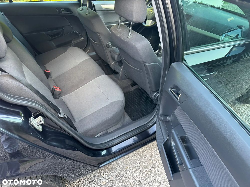Opel Astra 1.6 Caravan Easytronic Edition - 18