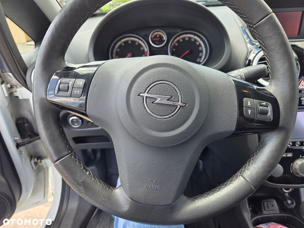 Opel Corsa - 24