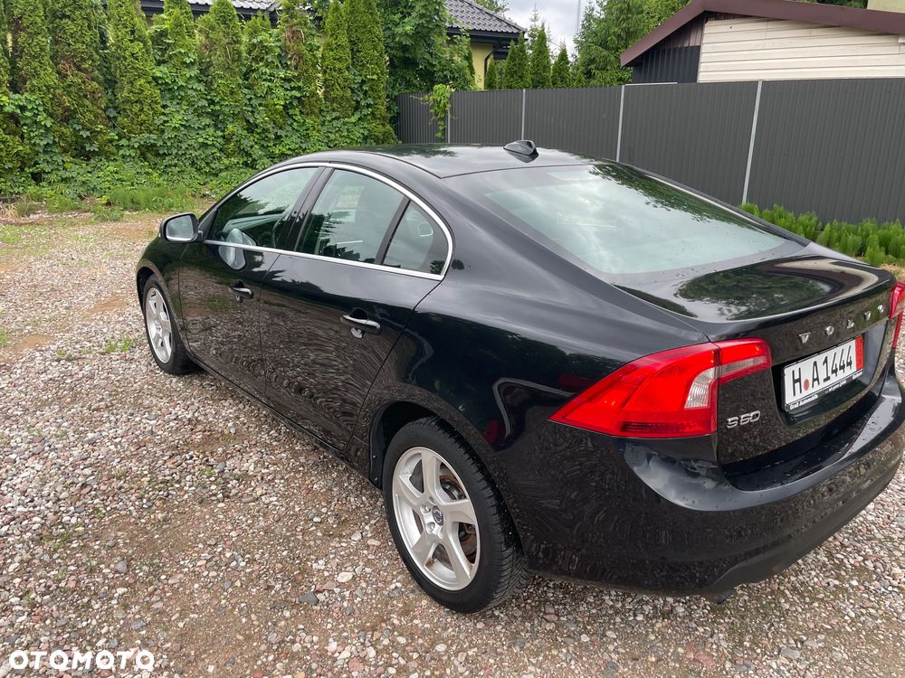 Volvo S60 D3 Summum - 8