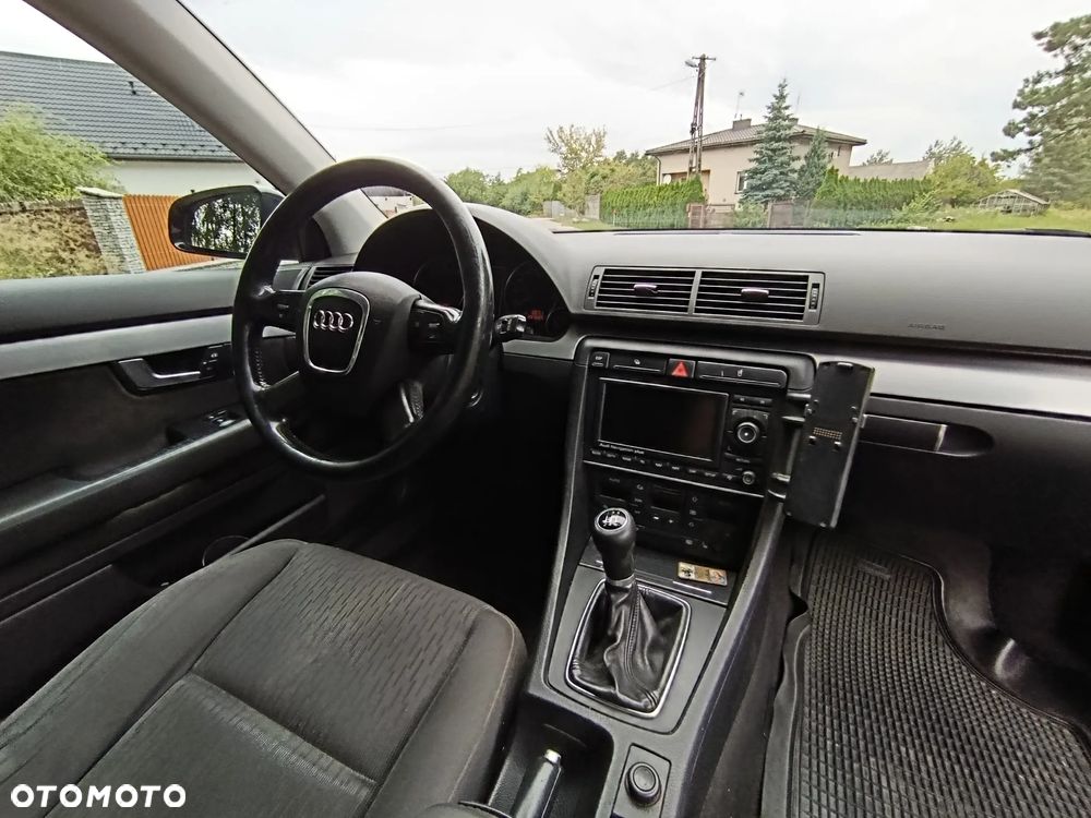 Audi A4 Avant 1.9 TDI - 25
