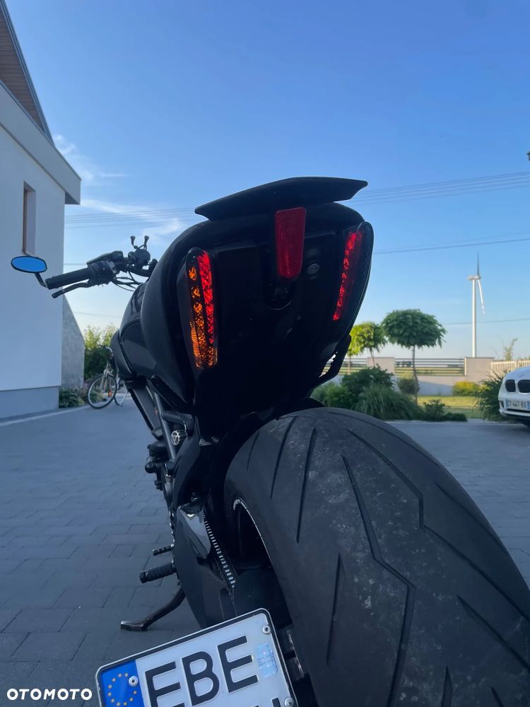 Ducati Diavel - 22