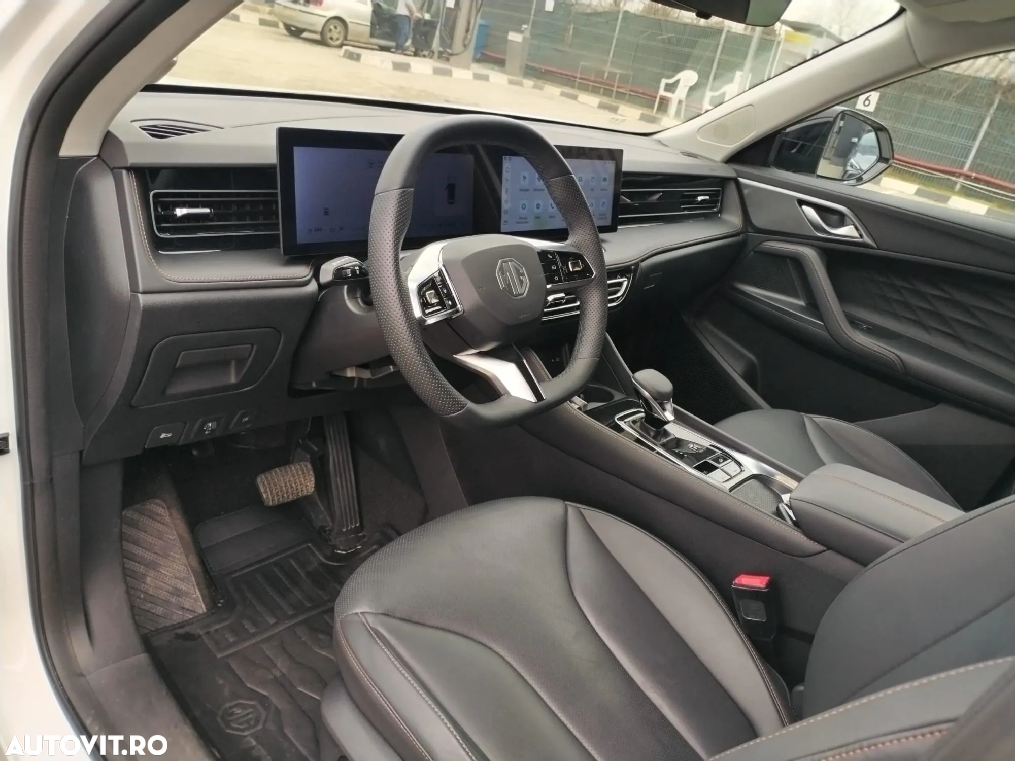 MG EHS 1.5 T-GDi AT PHEV Exclusive - 14