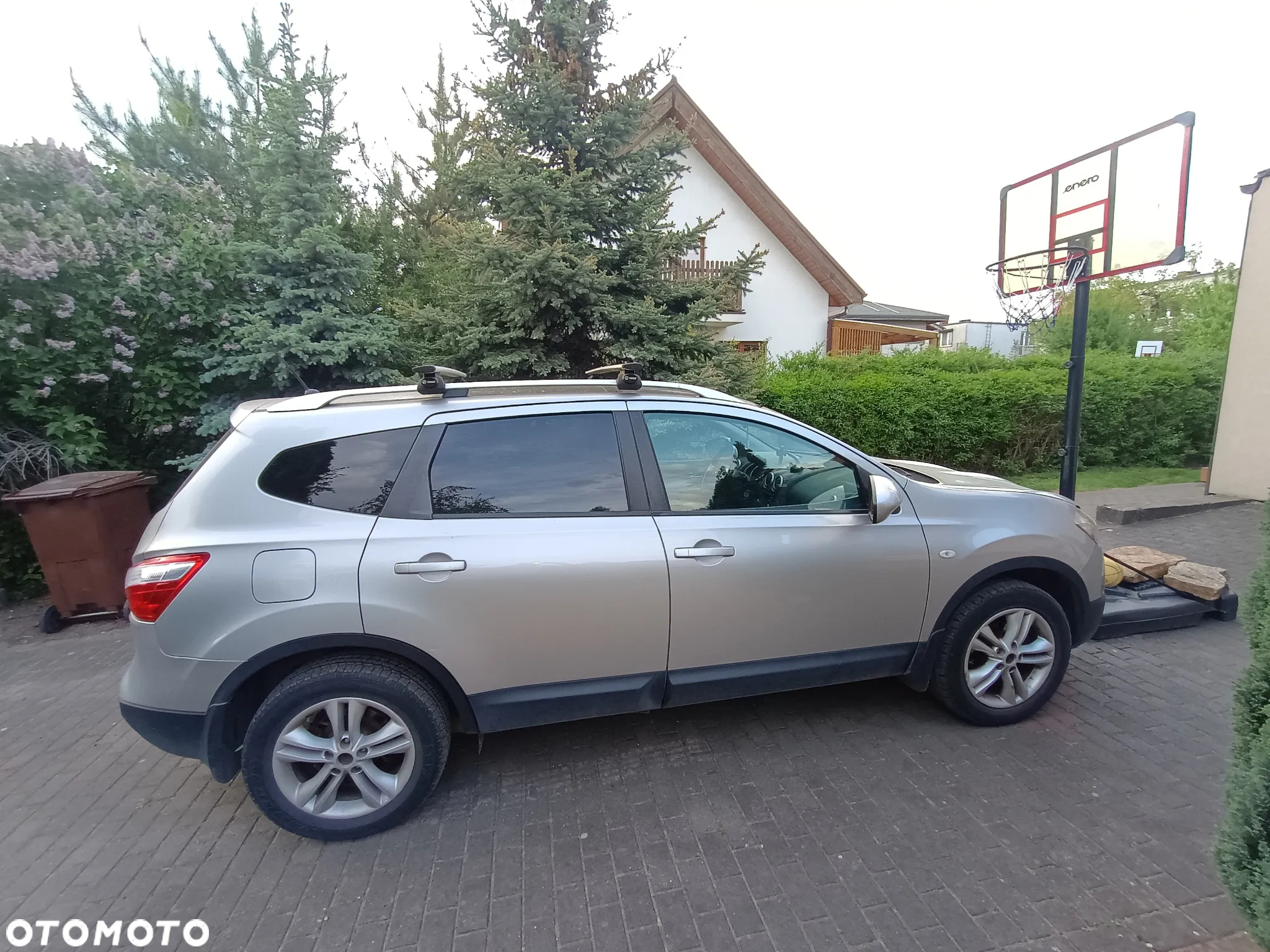 Nissan Qashqai+2 - 10