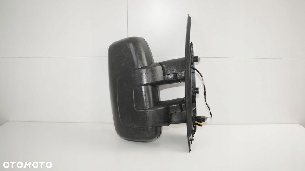 LUSTERKO PRAWE IVECO DAILY IV 14R- 2PIN - 12