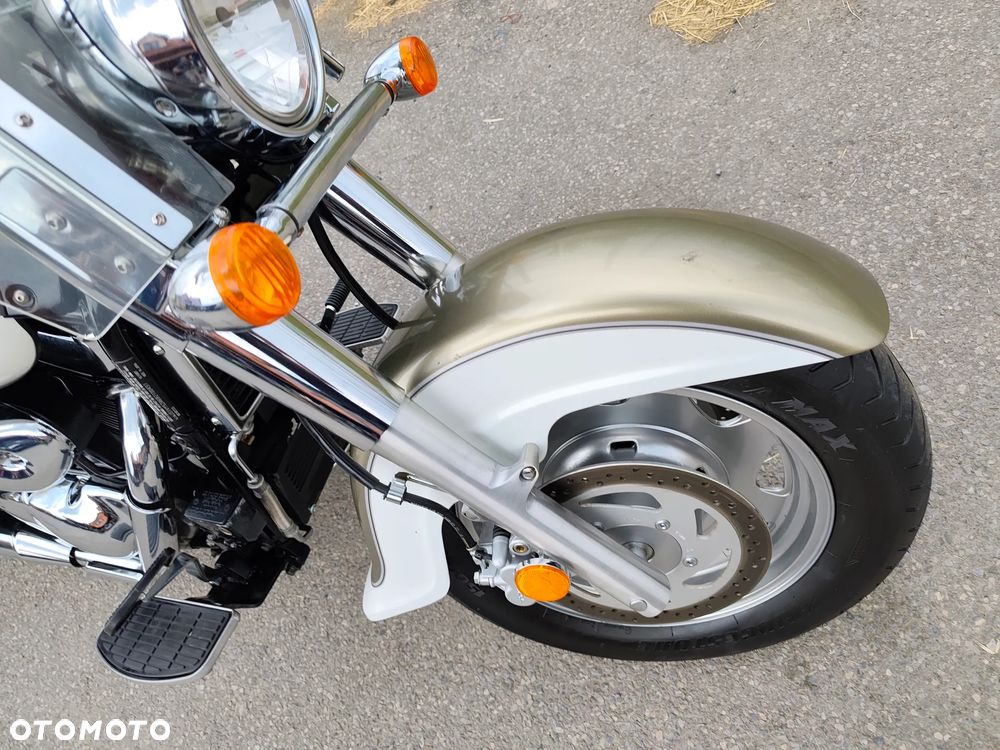 Suzuki VL 1500 Intruder LC - Boulevard C90 - 10
