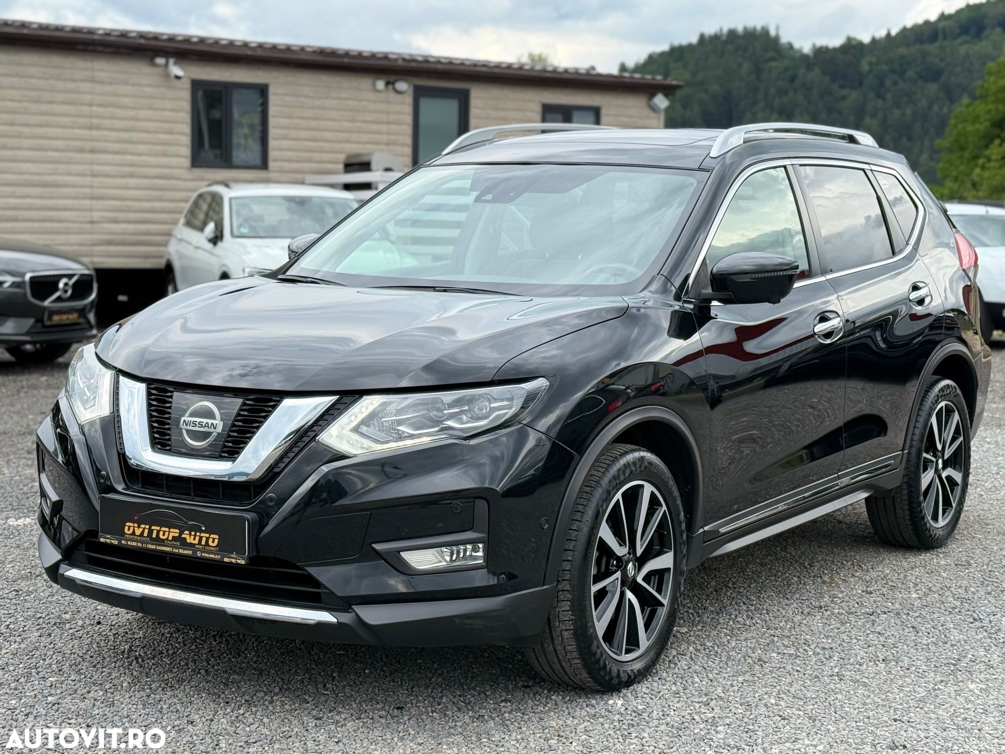 Nissan X-Trail 2.0D XTRONIC Start/Stop 4x4-i Tekna - 1