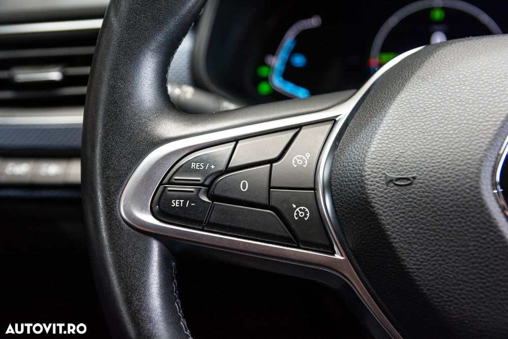 Renault Arkana E-TECH 145 Evolution - 22