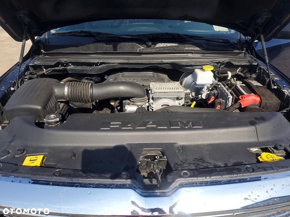 RAM 1500 - 10