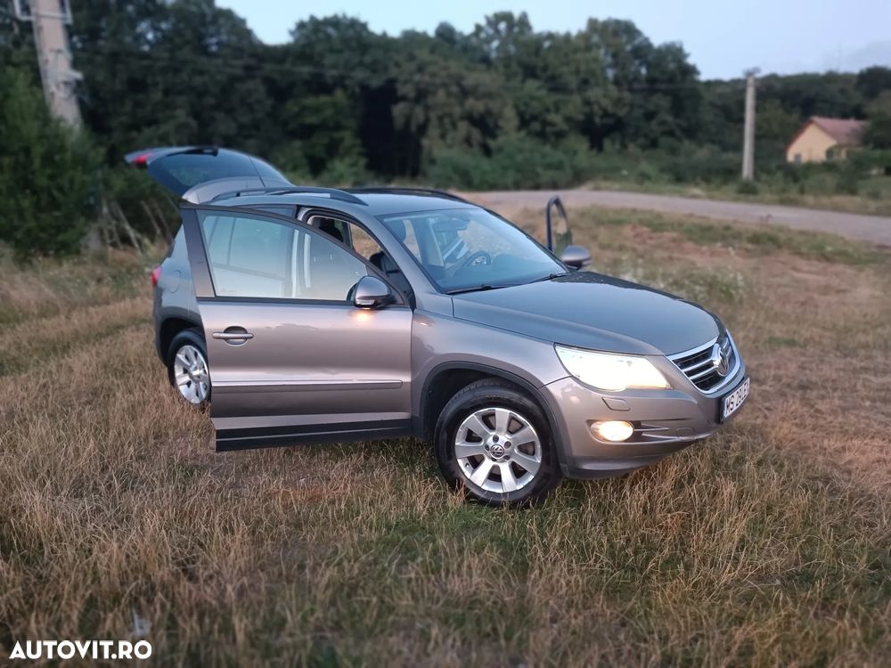 Volkswagen Tiguan 2.0 TDI DPF 4Motion Track&Field - 10