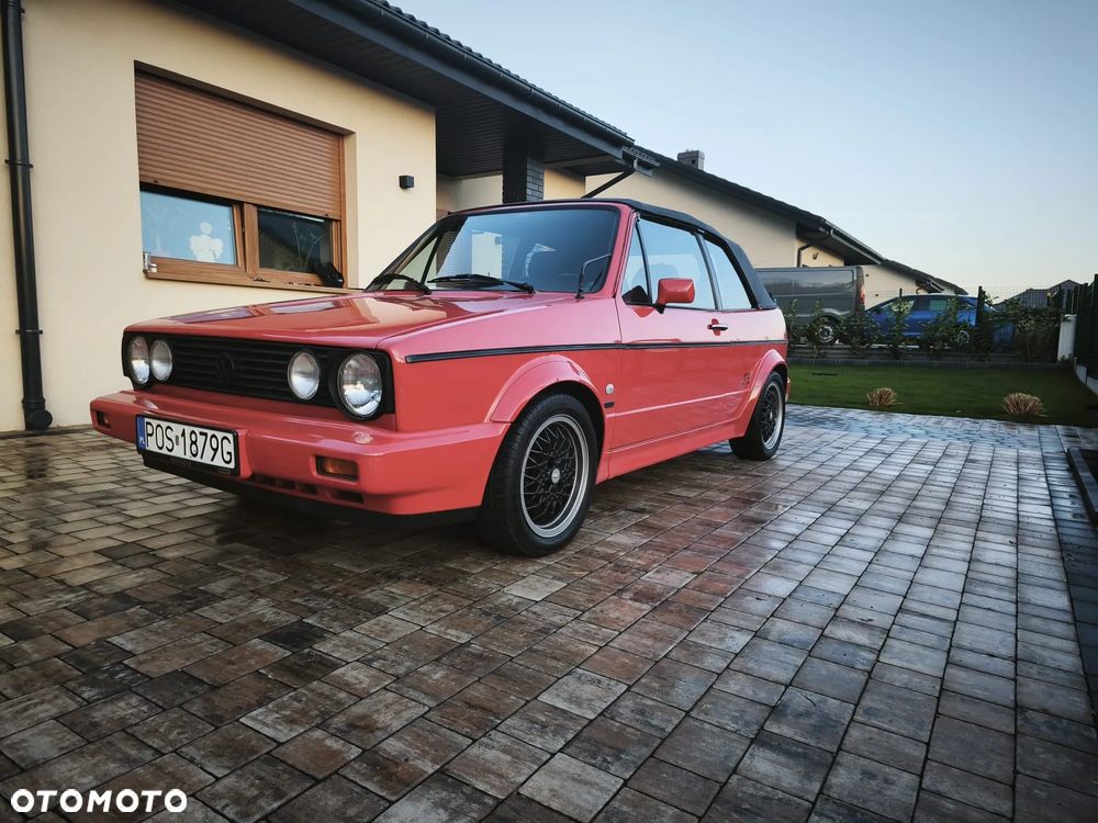 Volkswagen Golf - 6