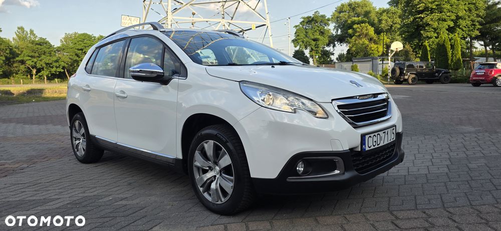 Peugeot 2008 1.2 VTi Allure - 24