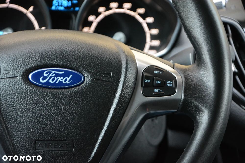 Ford B-MAX 1.6 TDCi Titanium X - 11