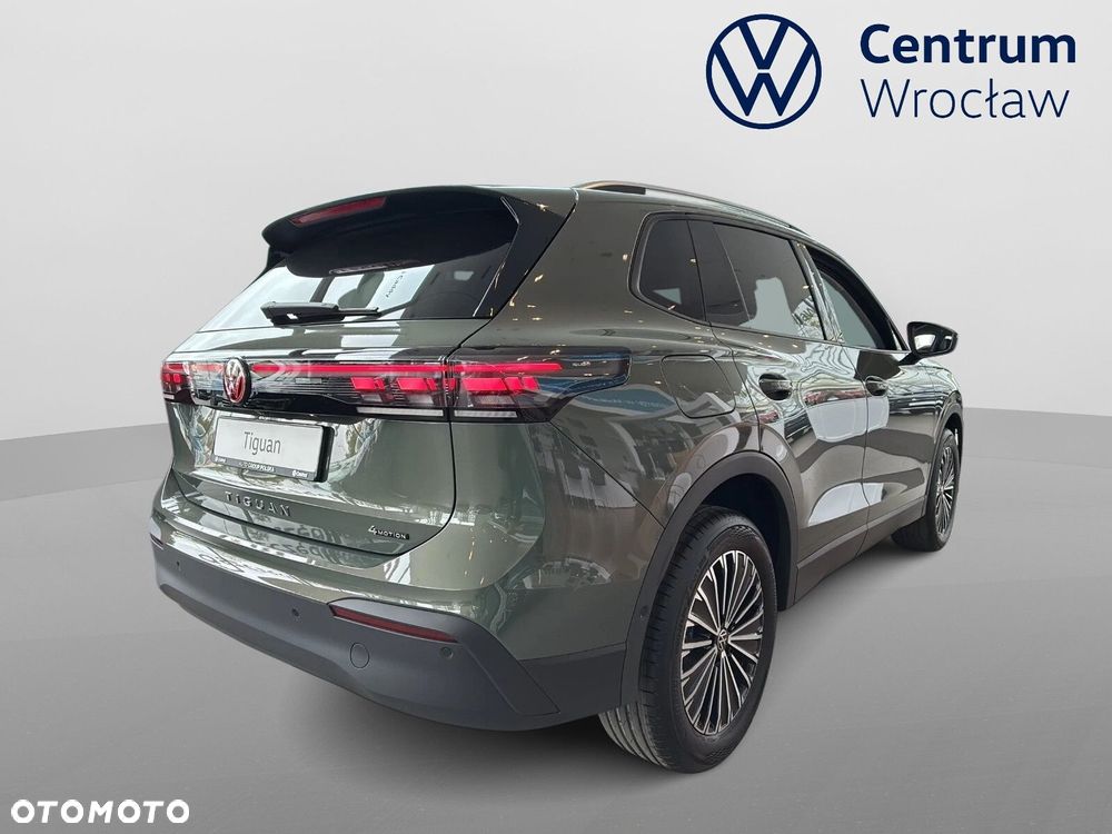 Volkswagen Tiguan - 6