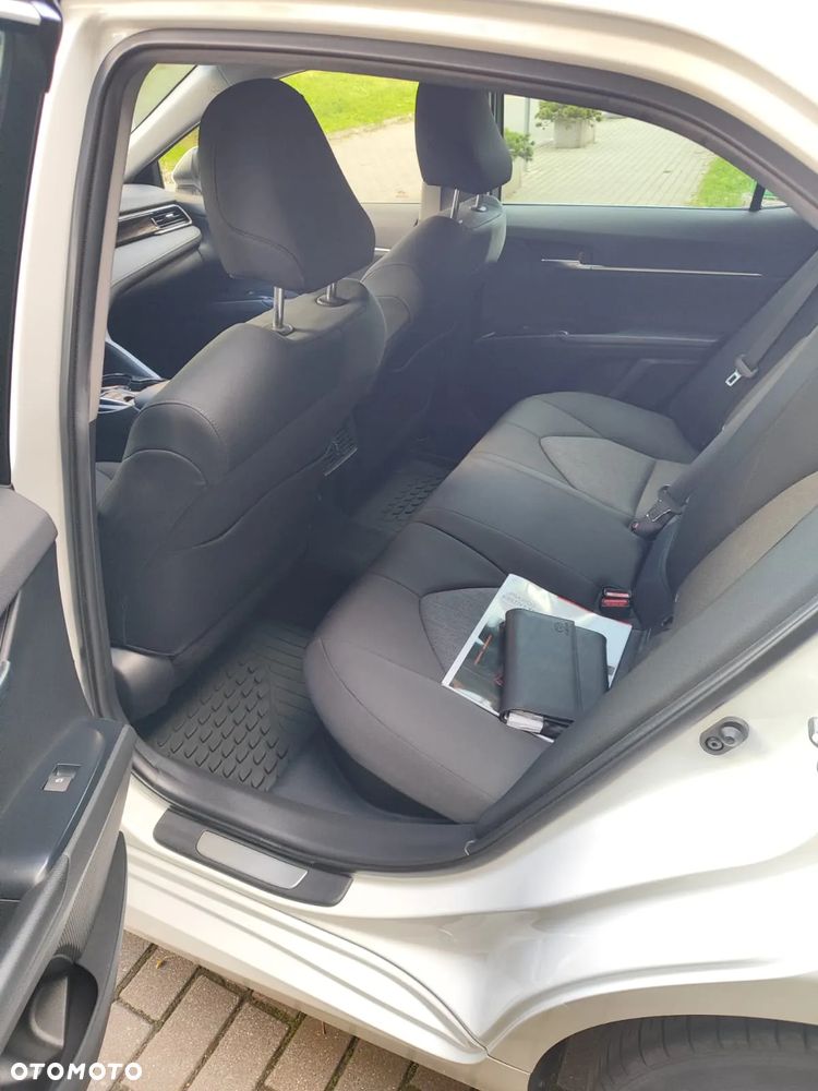 Toyota Camry 2.5 Hybrid Prestige CVT - 6